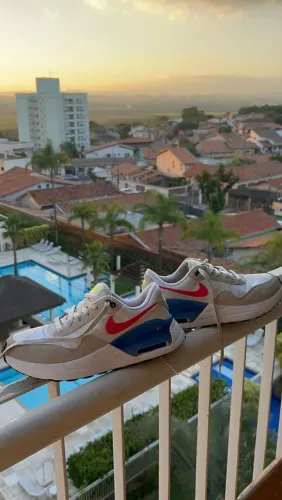 Tênis Nike Air Max SYSTM original.