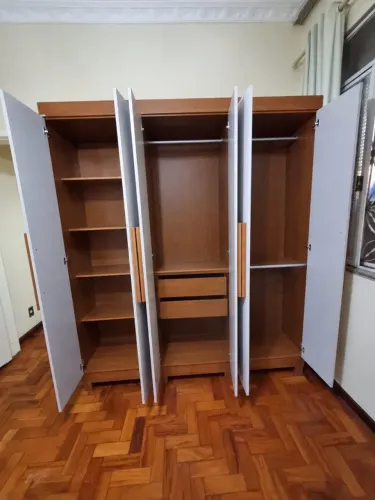 Vendo guarda-roupa novo