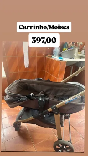 Berço Moisés e bebê conforto