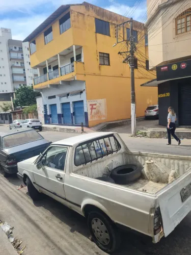 Faço pequenos fretes e transpostes 