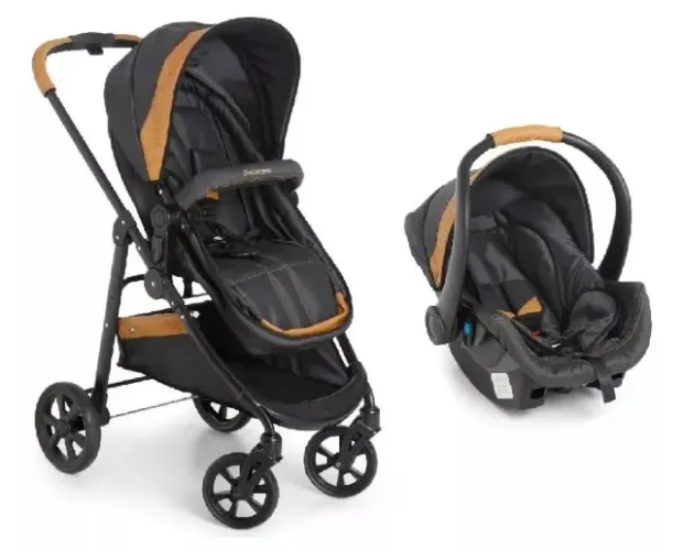 Vendo Lindo Kit de Carrinho de bebê+ Bebê Conforto Excelente Marca Galzerano