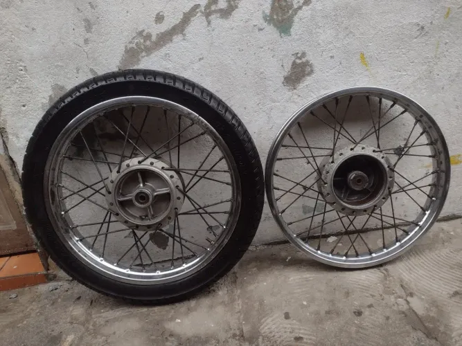 Rodas de fan 150 de ferro!!! Precinho 02 câmeras de brinde