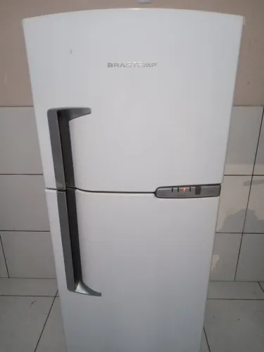 Brastemp BRM39, 354Litros bem conservada funcionando perfeitamente ZAP *14