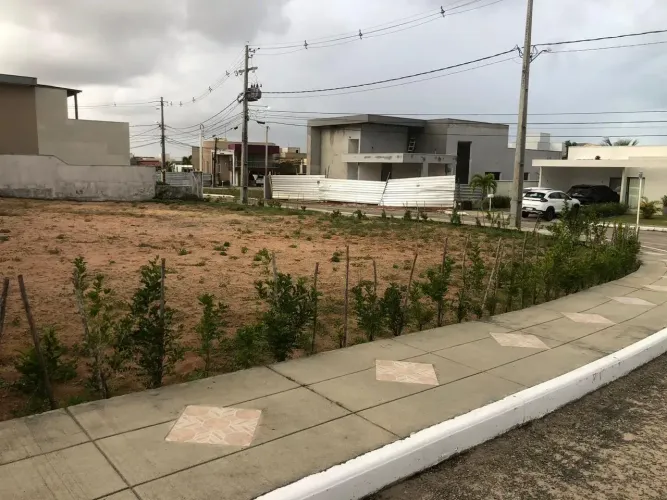 Terreno de Esquina Nascente - 589m² | Plano | Energia Instalada | Green Club 3