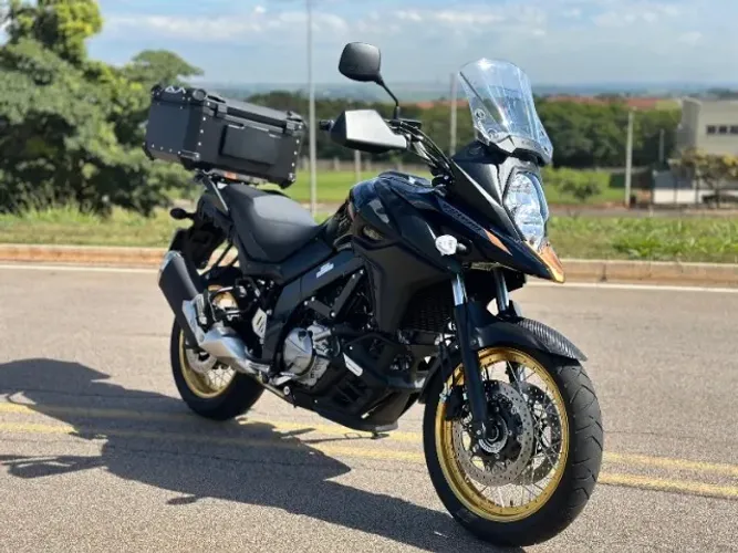 Suzuki VStrom 650 XT