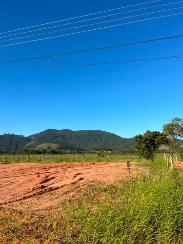 IMPERDÍVEL! TERRENO 710 M2. TRÊS RIACHOS AREA RURAL DE BIGUAÇU. R$ 155.000