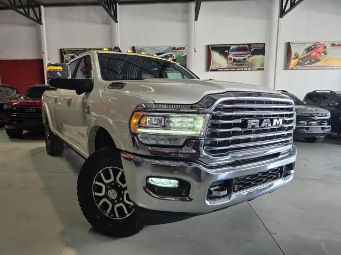 Ram 3500 Limited Longhorn 6.7 TB CD Diesel 2023