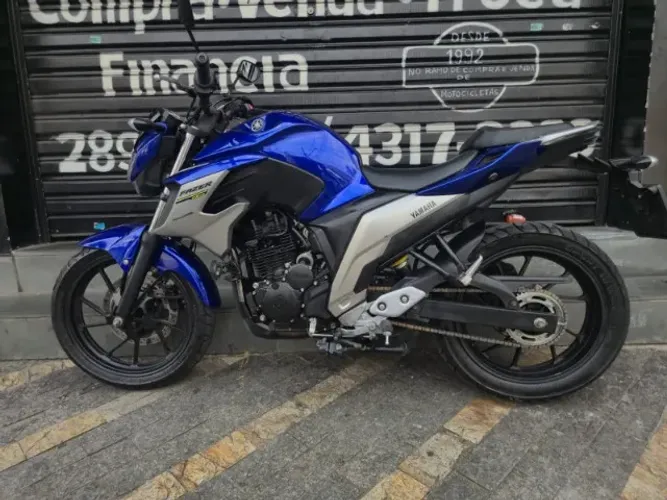 YAMAHA FZ25 2021 - 49.000KM