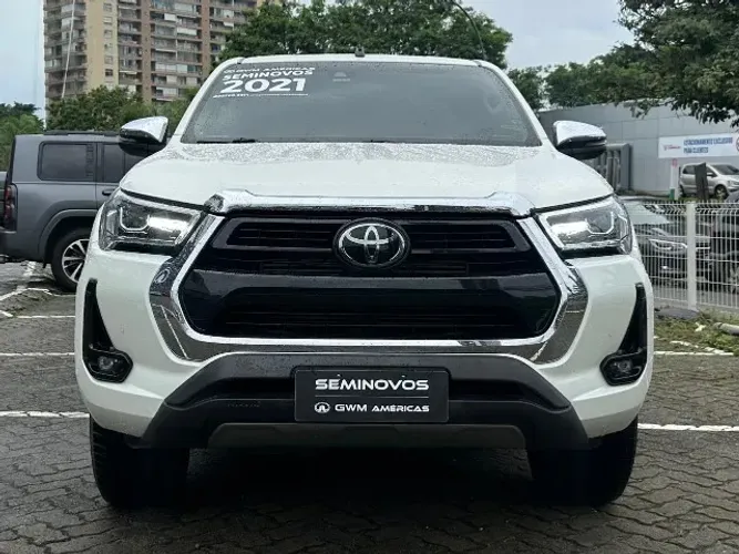Toyota Hilux CD SRX 4X4 2.8 TDI 16V Diesel Aut. 2026