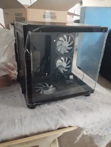 Gabinete aquário gamer c/fans