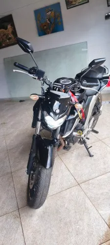 Vendo Fazer 250 2021 Revisada e Impecável apneus Novos Relação Trocada