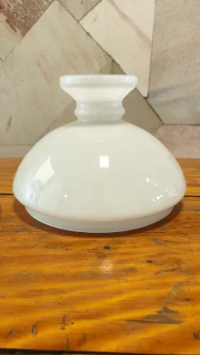 Cúpula / Globo de Vidro Leitoso para Luminária ou Abajur (27cm x 18cm)