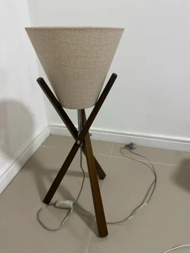 Abajur de chão