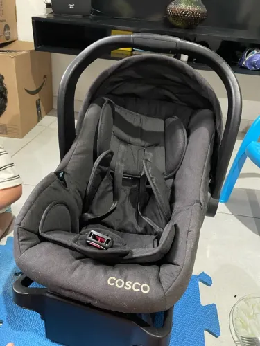 Bebê conforto Cosco + base