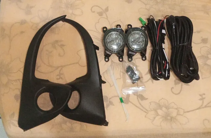 KIT FAROL DE NEBLINA (TOYOTA YARIS)