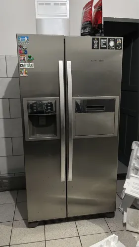     Geladeira Electrolux Side by Side Inox - Leia Descrição
