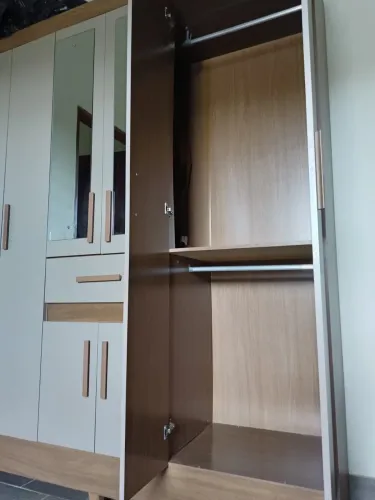 Guarda roupa