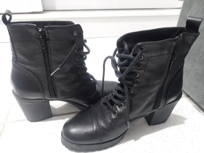 bota coturno corello couro legítimo 37