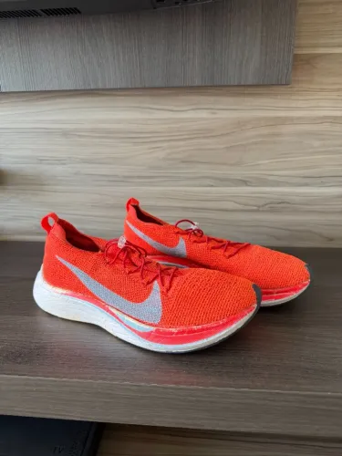 Tenis Nike Vaporfly 4% - 41BR, 9.5 US