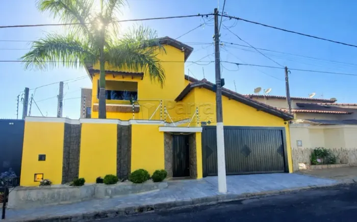 Casa ampla próxima ao Hospital do coração