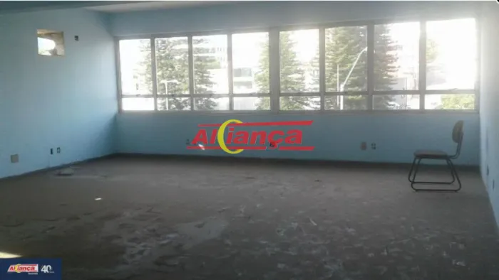 SALA COMERCIAL 250m² - PARA LOCAÇÃO NO CENTRO EM GUARULHOS - SP R$ 8.800,00