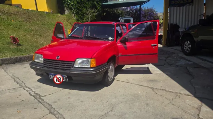 Chevrolet Ipanema GL 1.8 MPFI / EFI /SL 4P (álcool) 1995
