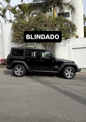 Jeep Wrangler Unlimited Sport 3.6 V6 284cv 4P 2015