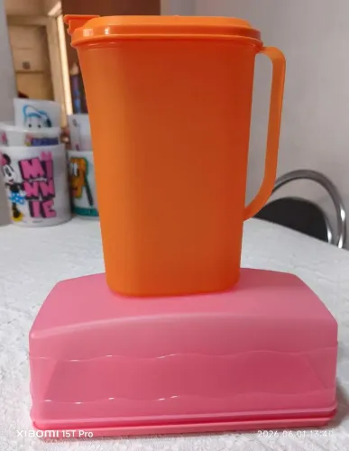 Kit jarra e portabilidade pão Tupperware 
