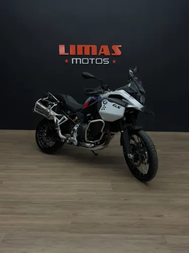 BMW Gs 900 Cinza 2025 Adventure - Apenas 12.100 KM.