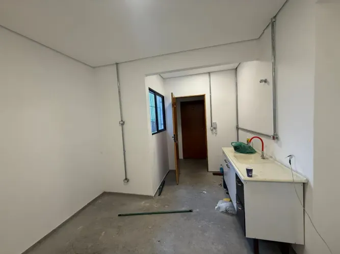 Imóvel para aluguel possui 35 metros quadrados com 1 quarto em Vila Antonieta - Guarulhos