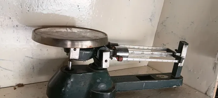 Balança antiga de preci?ao Record