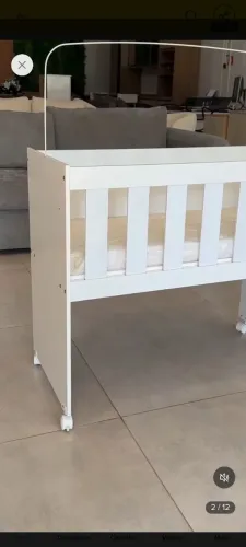 Berço + banheira com suporte + kit berço menina
