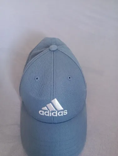 Boné Adidas 