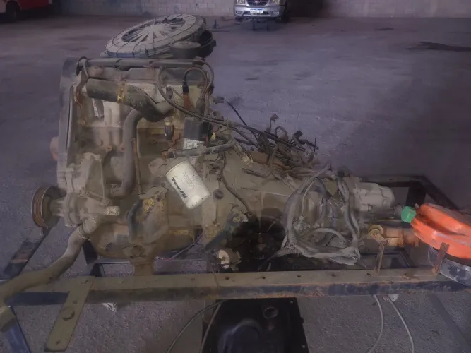 Motor AP 1.8 com câmbio