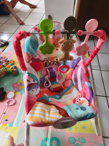 Cadeira de descanso e balanço para bebê