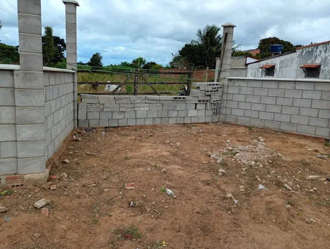 Terreno 28 metro de largura por 204 de comprimento 