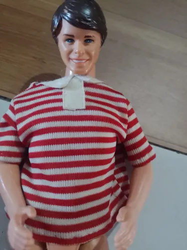Boneco Ken antigo