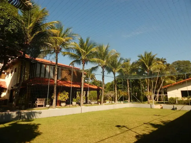 Terreno com campo de futebol e linda casa a venda em Barra da Tijuca - Rio de Janeiro - RJ