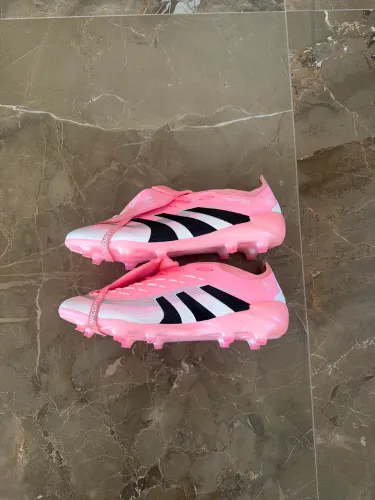 Chuteira Adidas Predator Beckham