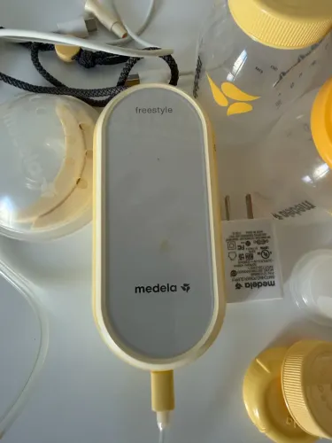 Bomba Tira Leite Medela Freestyle