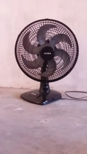 Ventilador de Mesa Preto - Ótimo para o Dia a Dia!