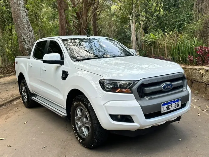 Ford Ranger XLS 2.2 4X4 CD Diesel Aut. 2017