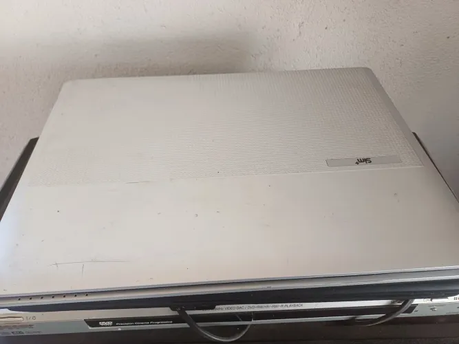 Vendo notebook positivo  sim + 1350 para retirada peças
