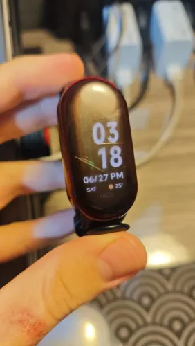 Smartwatch Xiaomi Mi Band 8 - Usado 4 meses com película 