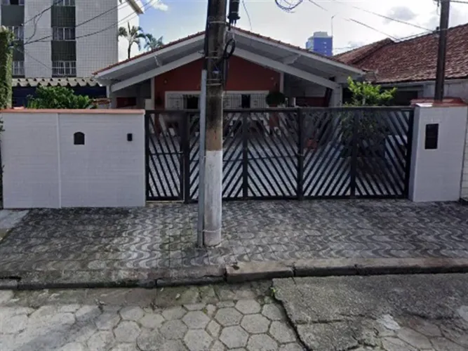 TERRENO COM 303,54 m² - CAMPO DA AVIACAO - PRAIA GRANDE SP