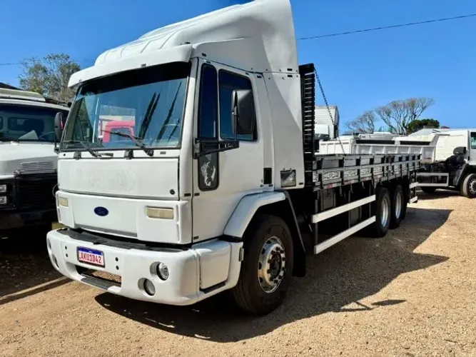 Ford Cargo 4031 Porta Contêiner Ano 2003