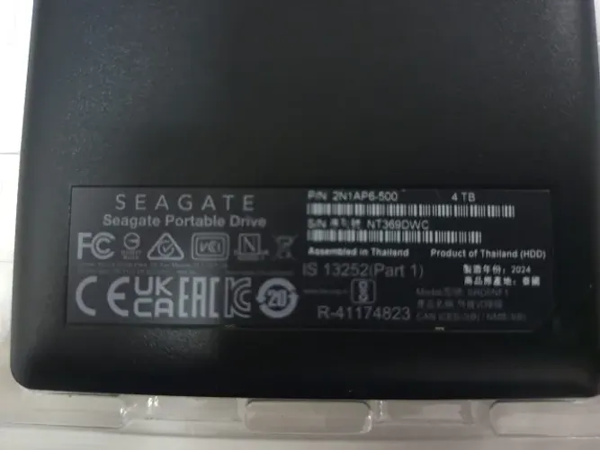 HD externo 4 TB novo nunca foi usado SEAGATE. USB 3.0 DE ALTA VELOCIDADE