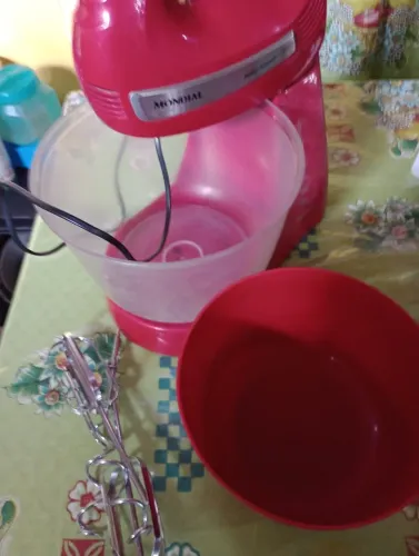 Batedeira de bolo mondial vermelha 