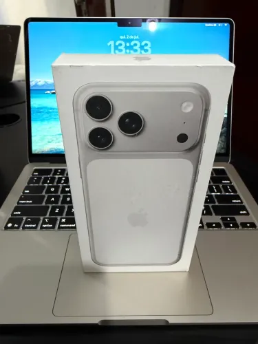 iPhone 17 pro Max LACRADO* NOVO