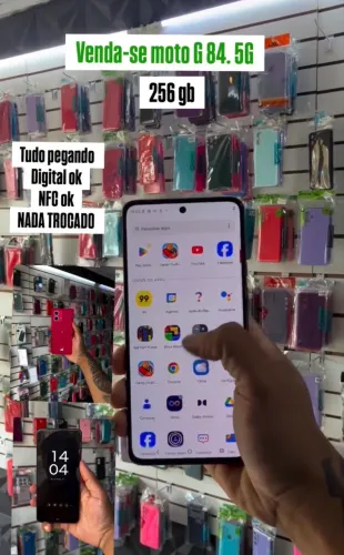Moto G84